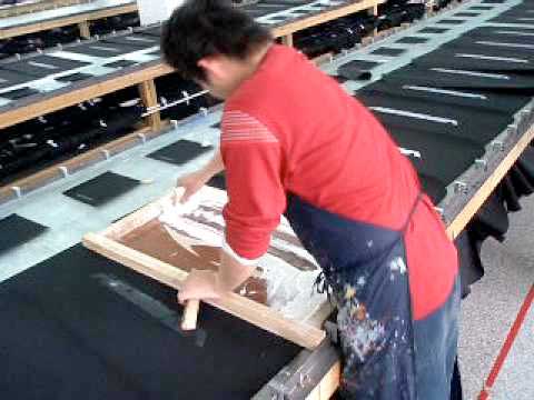 Line table screen printing setup
